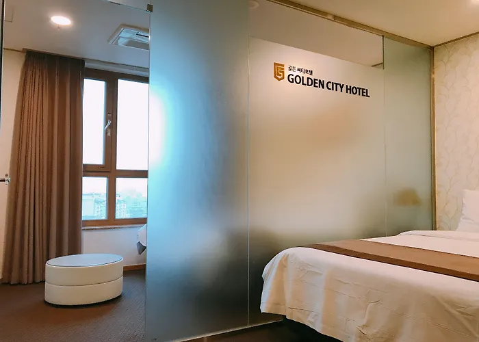 Golden Dongdaemun Отель Сеул