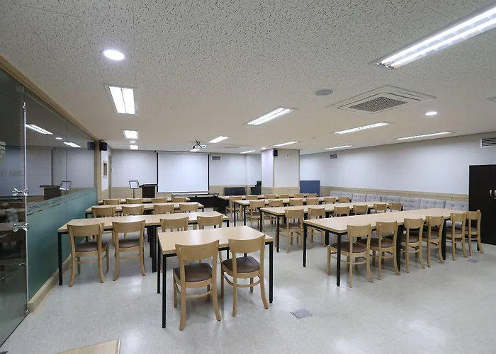 Golden Dongdaemun Отель 3*