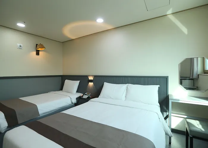 Golden Dongdaemun Отель 3*