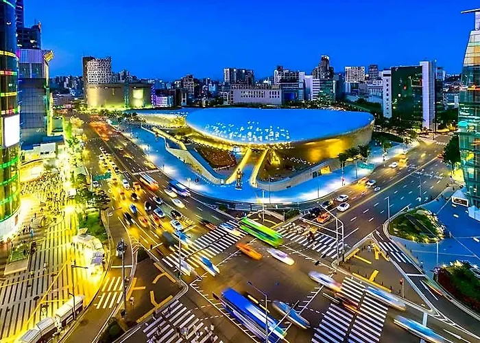 Отель Golden Dongdaemun