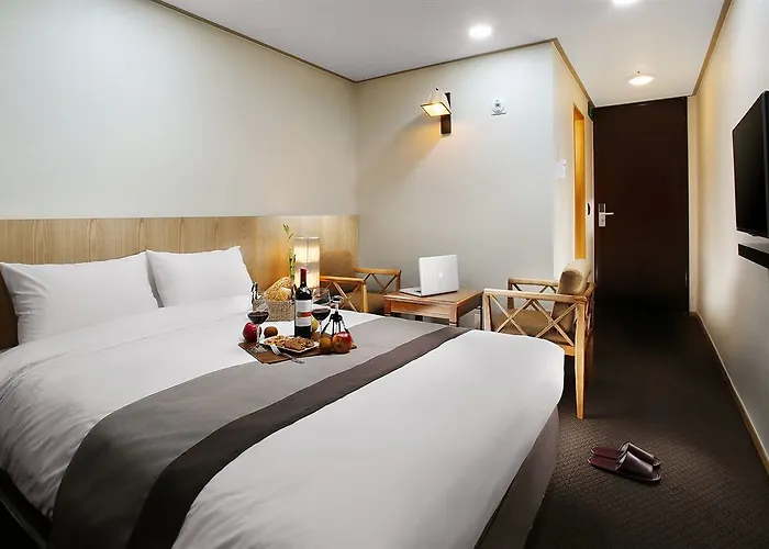 Golden Dongdaemun Отель 3*