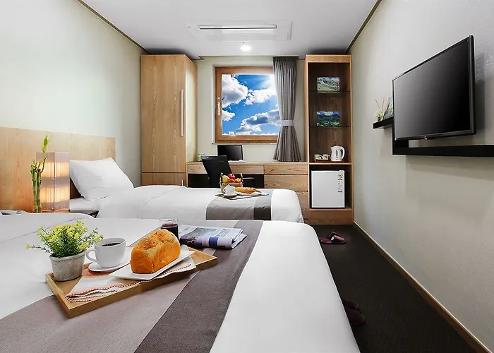 Golden Dongdaemun Отель 3*
