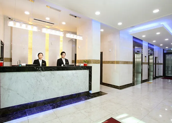Golden Dongdaemun 3*